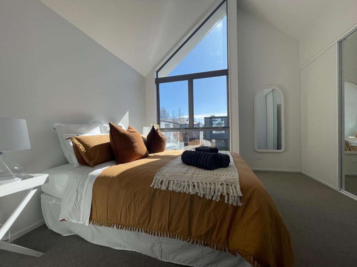 Inner City Luxury With Free Parking Christchurch Exterior photo