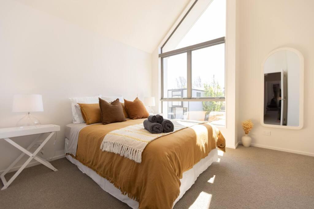 Inner City Luxury With Free Parking Christchurch Exterior photo