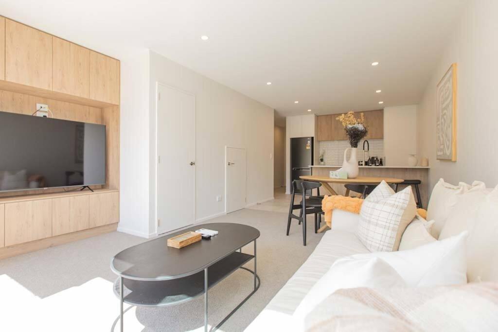 Inner City Luxury With Free Parking Christchurch Exterior photo