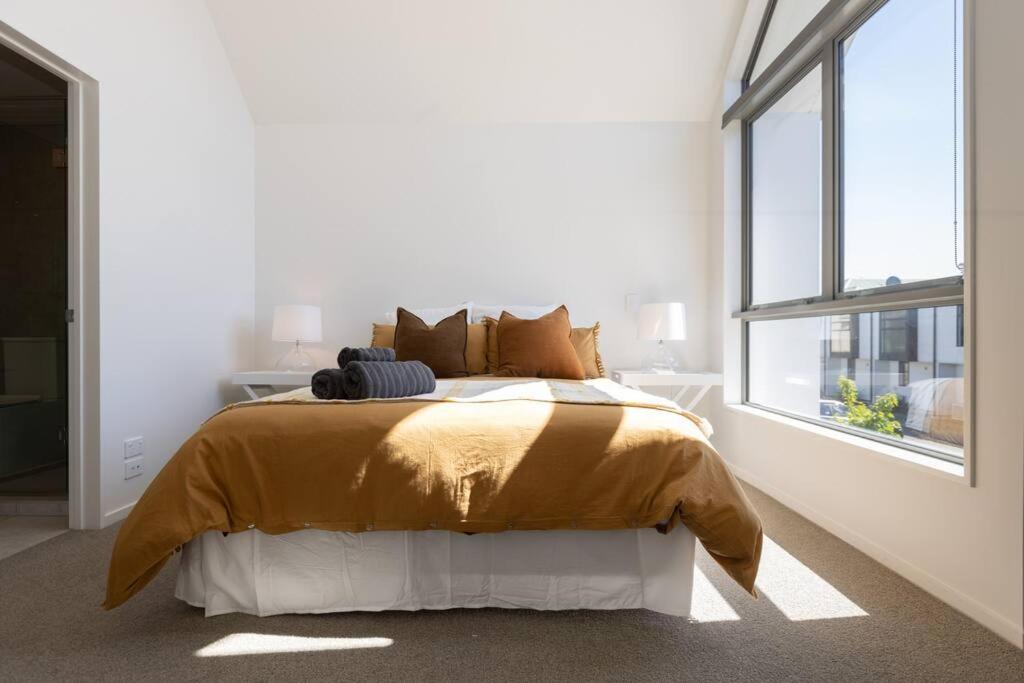 Inner City Luxury With Free Parking Christchurch Exterior photo