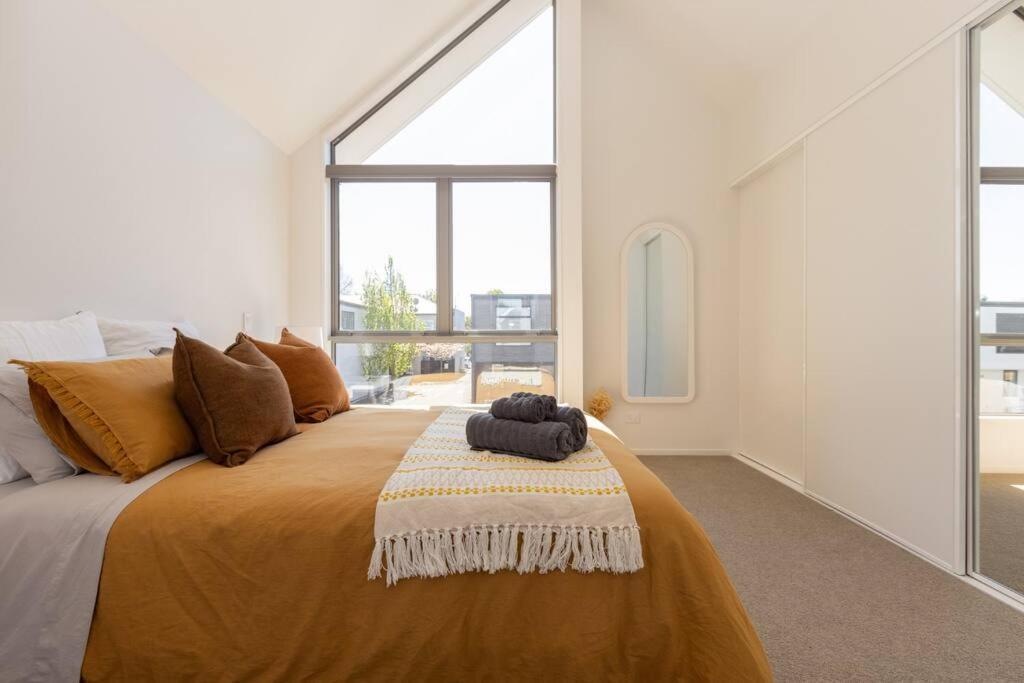 Inner City Luxury With Free Parking Christchurch Exterior photo