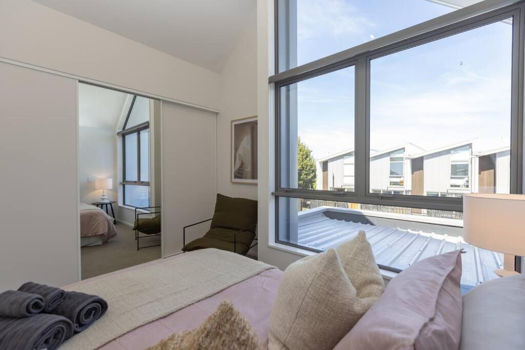Inner City Luxury With Free Parking Christchurch Exterior photo