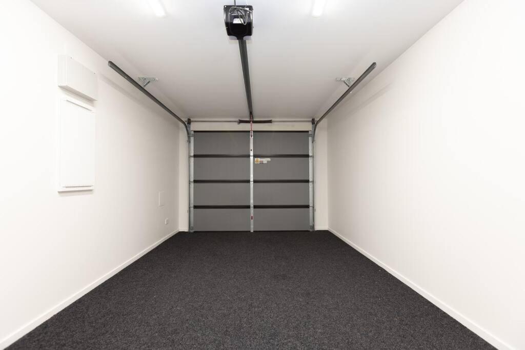 Inner City Luxury With Free Parking Christchurch Exterior photo
